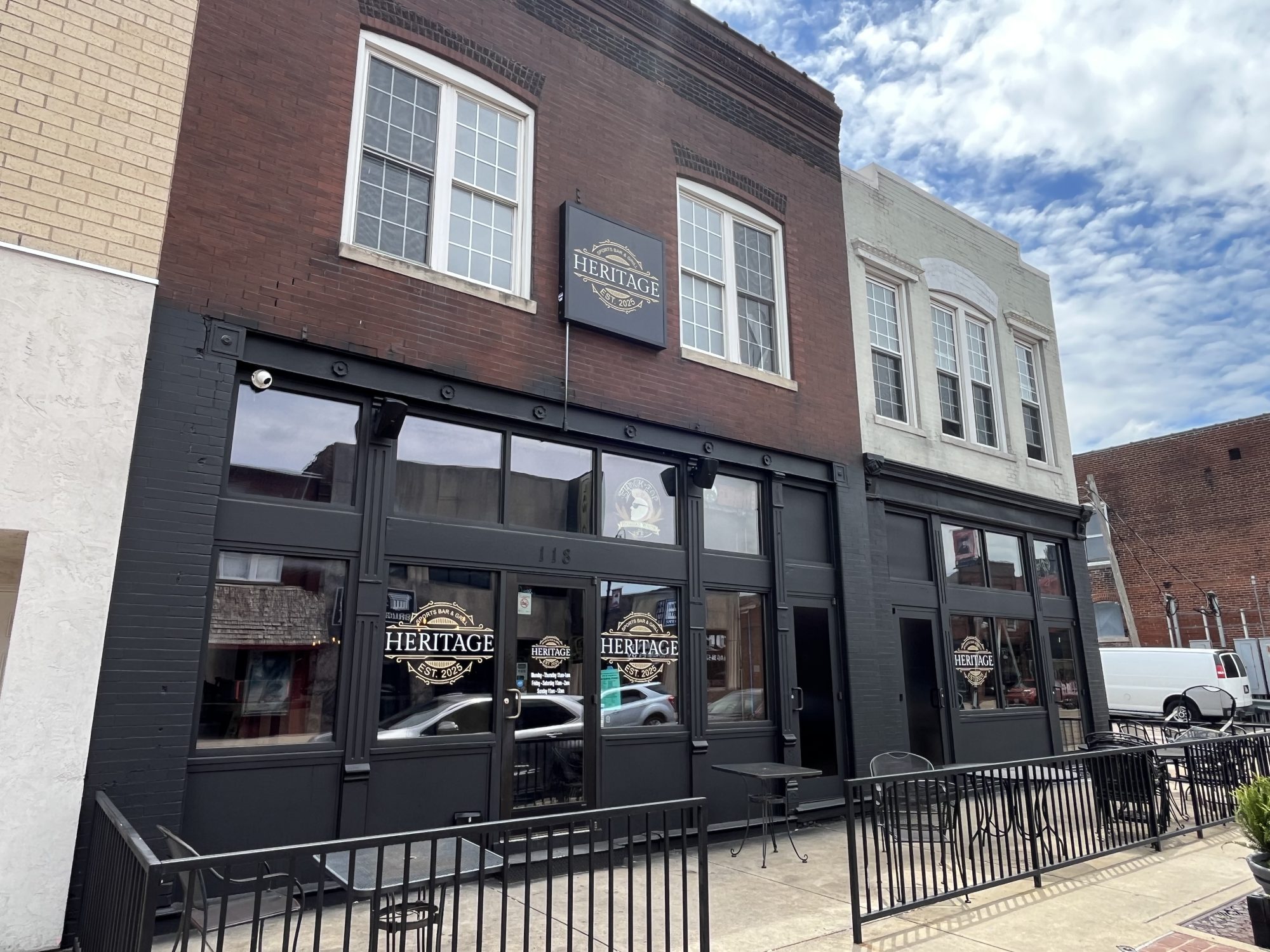 Heritage Sports Bar Live for eOrderSTL