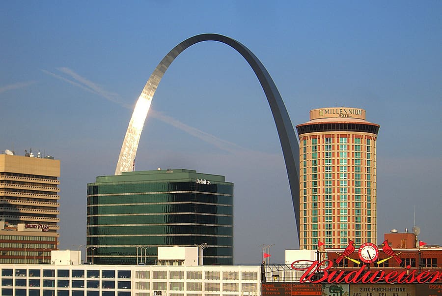 Good Morning St. Louisans - St. Louis, MO 1 Good Morning St. Louisans – St. Louis, MO