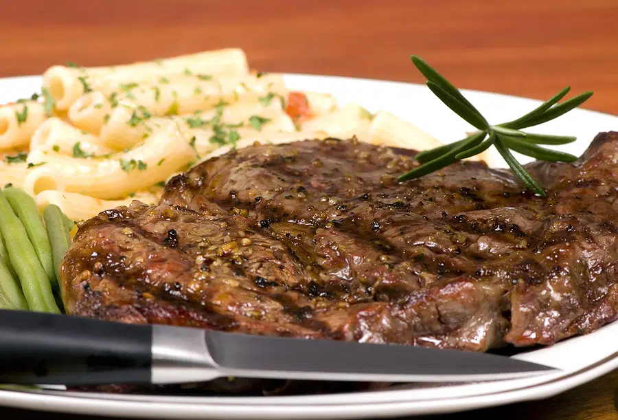 Top Steak Delivery Services For Premium Cuts Across The U.S. 1 Top Steak Delivery Services For Premium Cuts Across The U.S.
