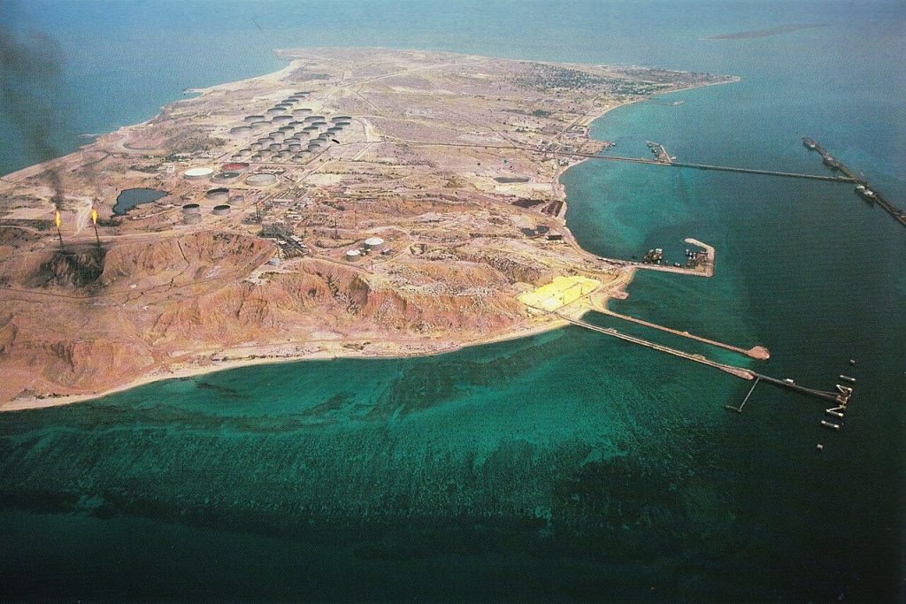 Trump Threatens to 'Take' Iran's Kharg Island Oil Hub 1 Trump Threatens to ‘Take’ Iran’s Kharg Island Oil Hub